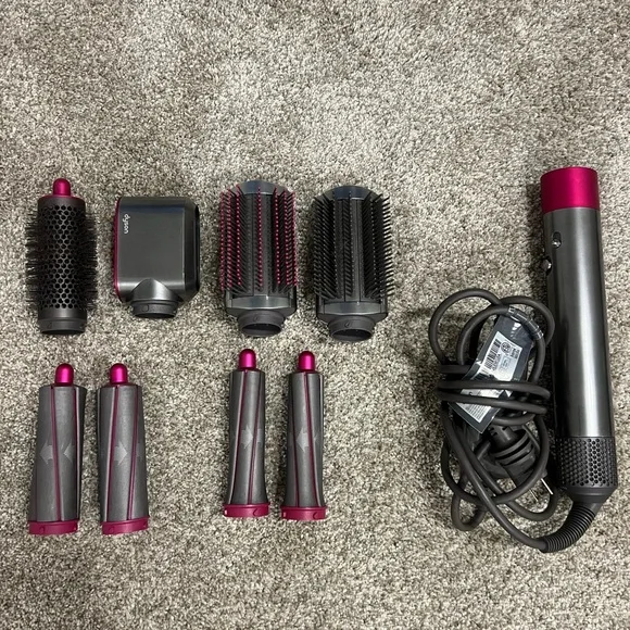 DYSON AIRWRAP - Picture 2 of 3